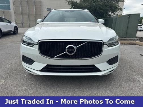 2020 Volvo XC60 T5 Momentum