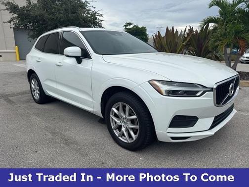 2020 Volvo XC60 T5 Momentum