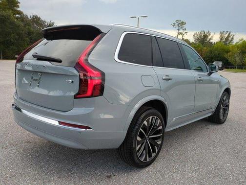 2026 Volvo XC90 B5 Core