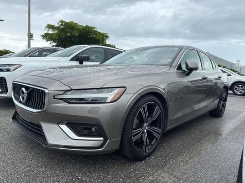 2019 Volvo S60 T6 Inscription