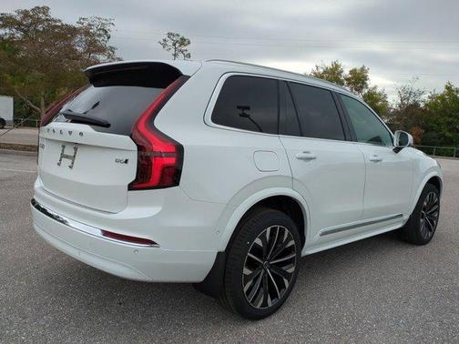 2026 Volvo XC90 B6 Plus 7-Seater