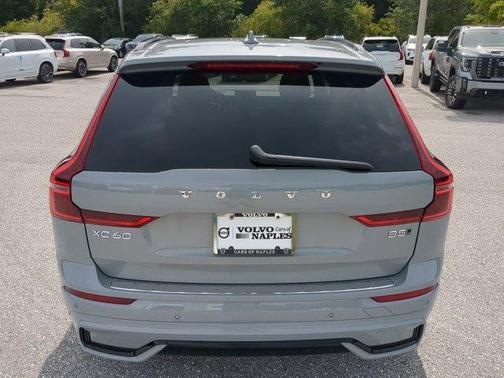 2026 Volvo XC60 PLUS