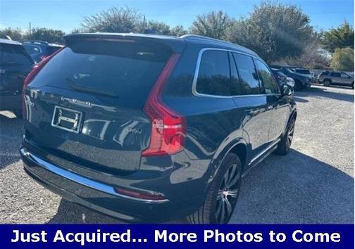 2024 Volvo XC90 B6 Plus Bright Theme 7-Seater