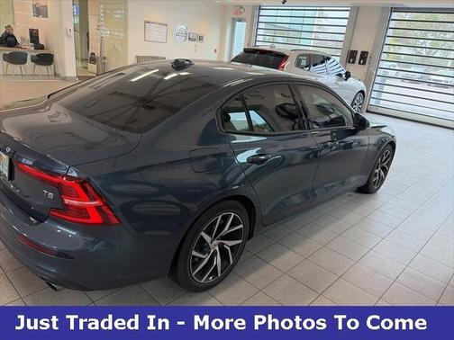 2019 Volvo S60 T5 Momentum