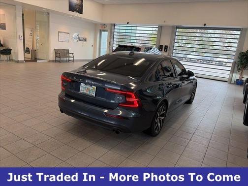 2019 Volvo S60 T5 Momentum