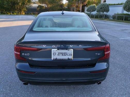 2019 Volvo S60 T6 Momentum