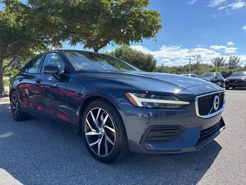 2019 Volvo S60 T6 Momentum