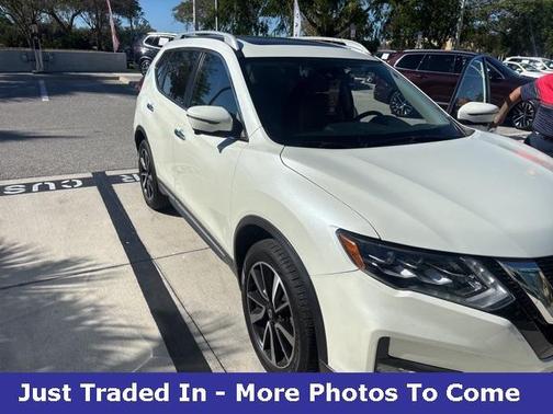 2017 Nissan Rogue SL