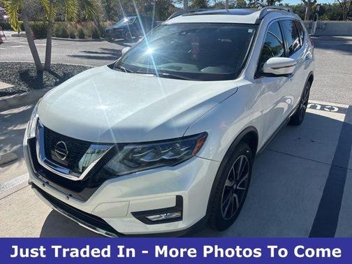 2017 Nissan Rogue SL
