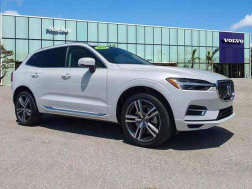 2021 Volvo XC60 Recharge Plug-In Hybrid T8 Inscription Expression