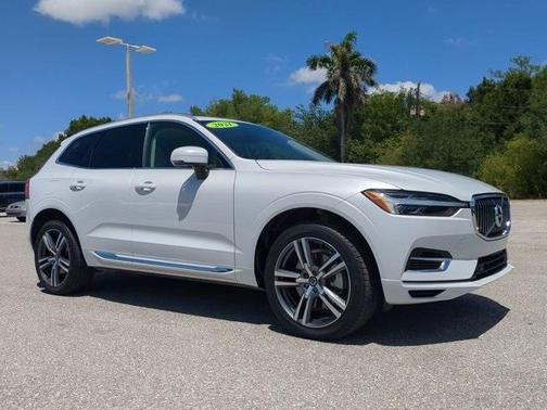 2021 Volvo XC60 Recharge Plug-In Hybrid T8 Inscription Expression