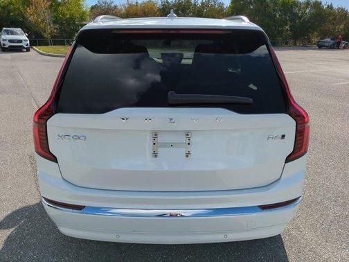 2026 Volvo XC90 B6 Plus 7-Seater