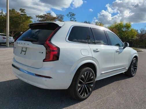 2026 Volvo XC90 B6 Plus 7-Seater