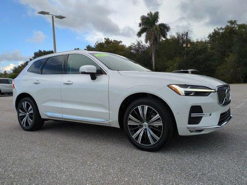2023 Volvo XC60 B5 Plus Bright Theme