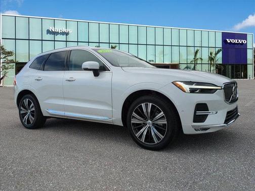 2023 Volvo XC60 B5 Plus Bright Theme