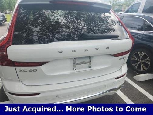 2023 Volvo XC60 B5 Plus Bright Theme