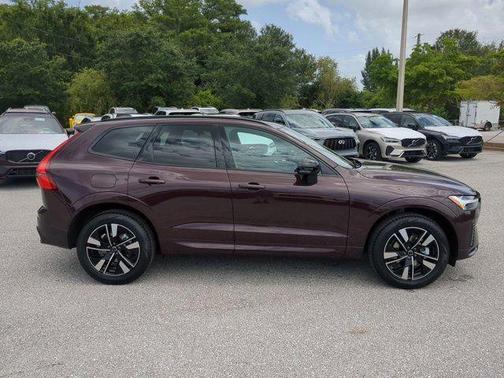 Mulberry Metallic 2026 Volvo XC60 B5 Core