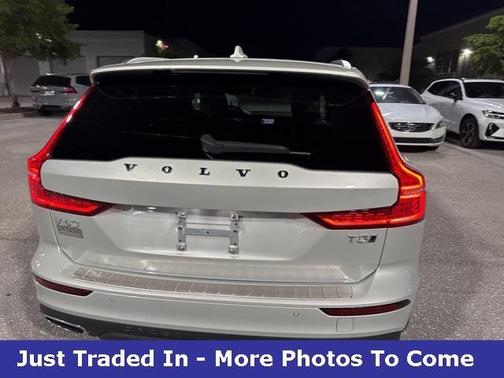 2020 Volvo V60 Cross Country T5