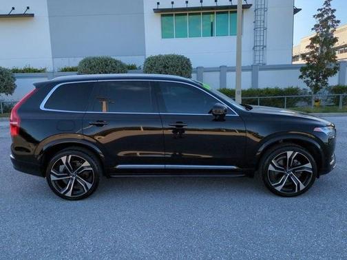 2024 Volvo XC90 B6 Ultimate Bright Theme 7-Seater