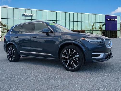 2024 Volvo XC90 B6 Ultimate Bright Theme 7-Seater