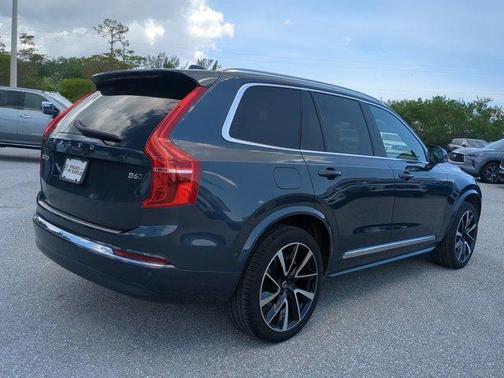2024 Volvo XC90 B6 Ultimate Bright Theme 7-Seater