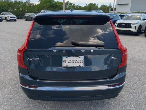 2024 Volvo XC90 B6 Ultimate Bright Theme 7-Seater
