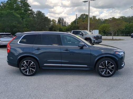 2024 Volvo XC90 B6 Ultimate Bright Theme 7-Seater