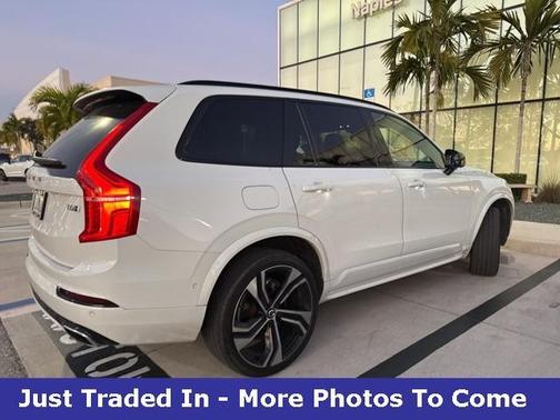 2020 Volvo XC90 T6 R-Design 7 Passenger