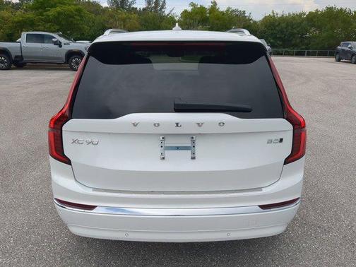 2026 Volvo XC90 B5 Plus 7-Seater