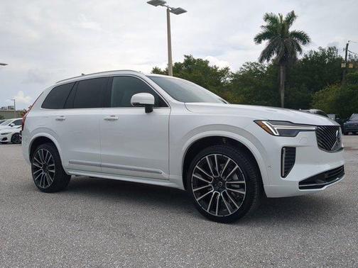 2026 Volvo XC90 B5 Plus 7-Seater