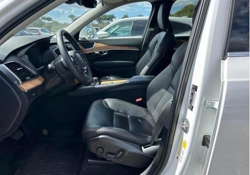 2023 Volvo XC90 B6 Plus 7-Seater