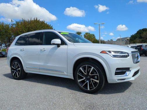 2023 Volvo XC90 B6 Plus 7-Seater