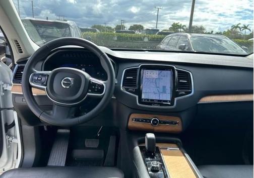 2023 Volvo XC90 B6 Plus 7-Seater