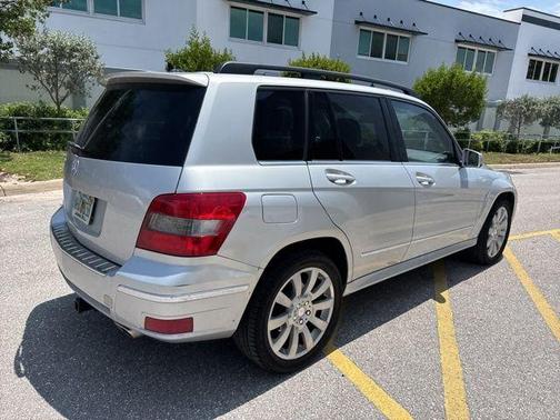 Iridium Silver Metallic 2011 Mercedes-Benz GLK-Class GLK 350 4MATIC