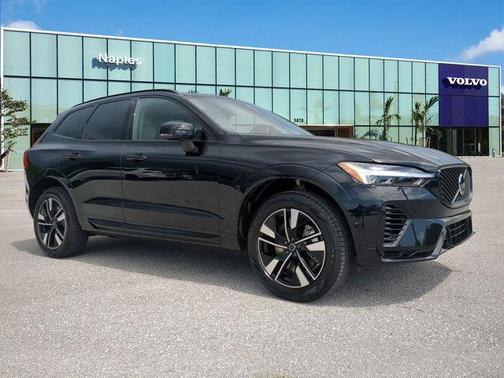 2026 Volvo XC60 PLUS