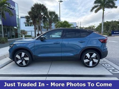 2022 Volvo C40 Recharge Pure Electric P8 Ultimate