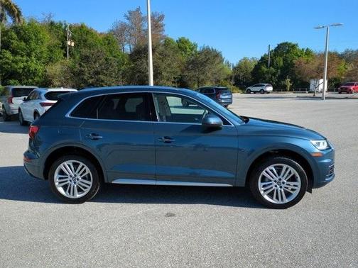 2018 Audi Q5 2.0T Premium Plus