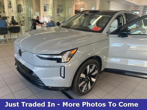 2025 Volvo EX90 Twin Motor Ultra