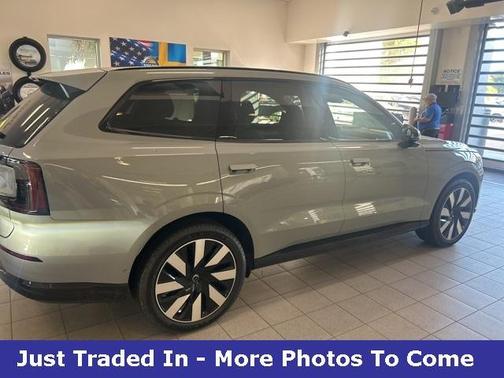 2025 Volvo EX90 Twin Motor Ultra