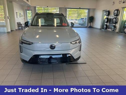 2025 Volvo EX90 Twin Motor Ultra