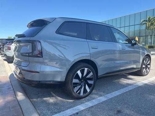 2025 Volvo EX90 Twin Motor Ultra