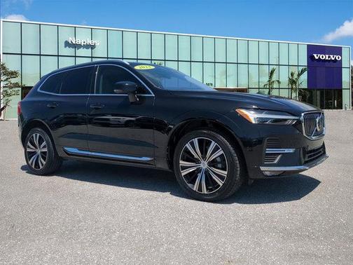 2023 Volvo XC60 B5 Plus Bright Theme