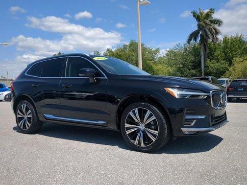 2023 Volvo XC60 B5 Plus Bright Theme