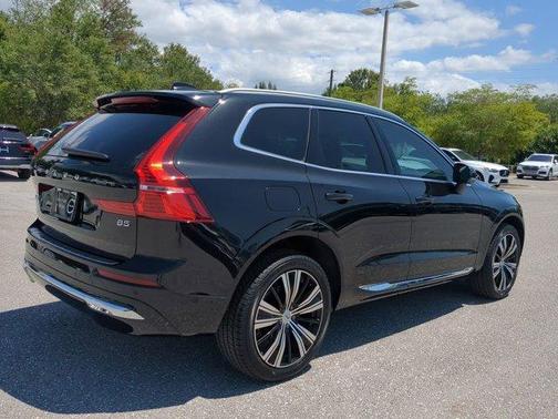 2023 Volvo XC60 B5 Plus Bright Theme