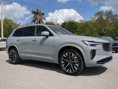 2025 Volvo XC90 Plug-In Hybrid T8 Plus 7-Seater