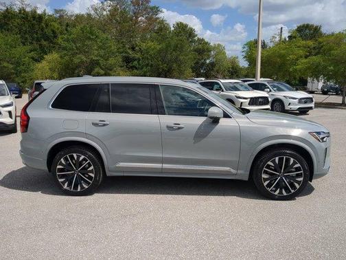 2025 Volvo XC90 Plug-In Hybrid T8 Plus 7-Seater