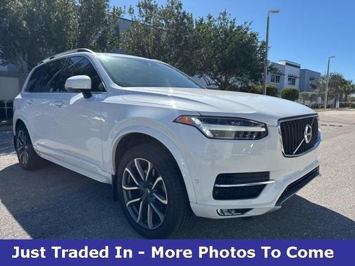 2018 Volvo XC90 T5 Momentum