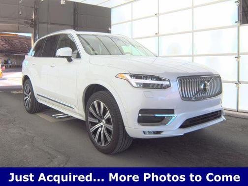 2025 Volvo XC90 B6 Plus 7-Seater