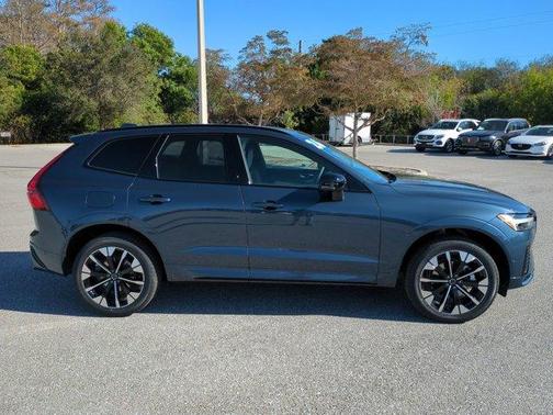 2026 Volvo XC60 B5 Plus