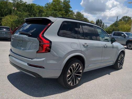 2026 Volvo XC90 ULTRA THEME